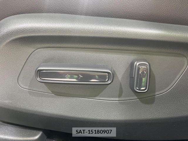 Honda ZR-V 2023-08 8646760-7