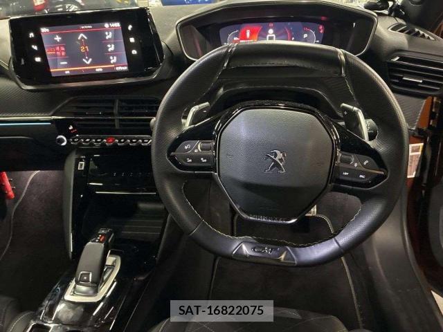 Peugeot 2008 2022-03 8691564-2