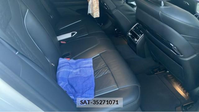 Bmw 7 SERIES 2017-09 8691298-6