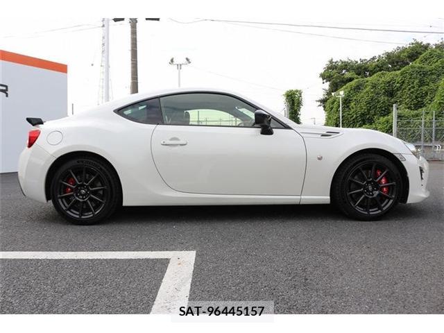 Toyota 86 2018-04 8690652-8