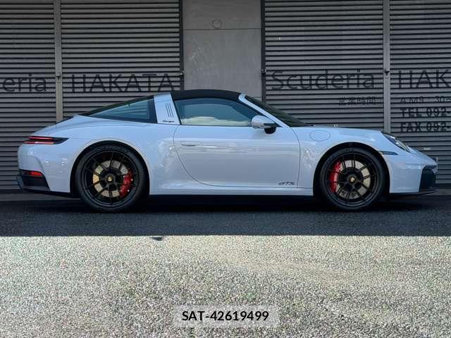 Porsche 911 2026-07 8691951-8