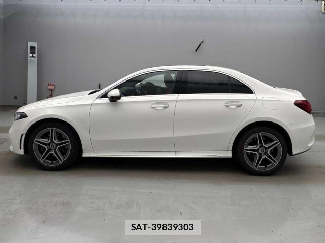 Mercedes Benz A-CLASS 2022-01 8691558-4