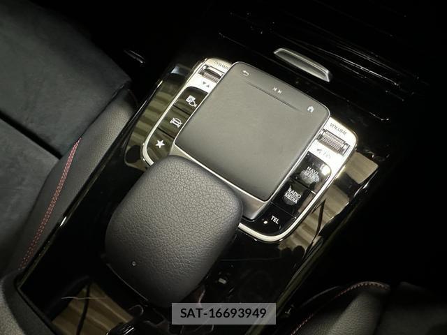 Mercedes Benz A-CLASS 2020-03 8691750-9