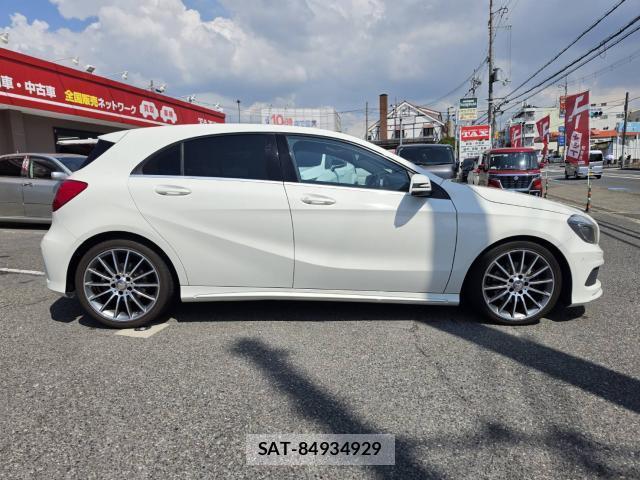 Mercedes Benz A-CLASS 2015-11 8691183-9