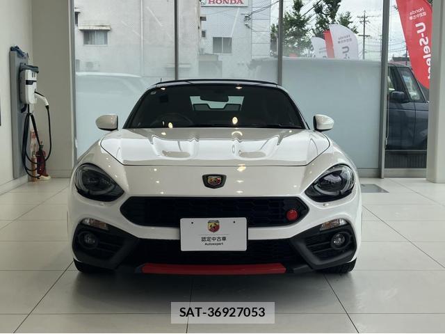 Abarth 124 Spider 2018-03 8691678-1