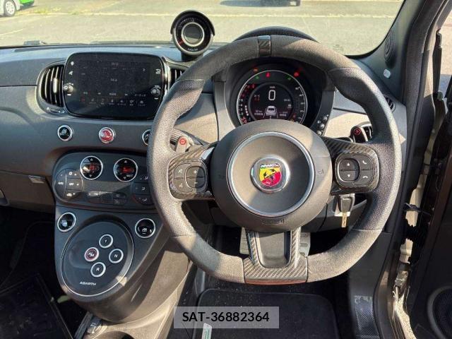Abarth 695 2023-09 8691488-2