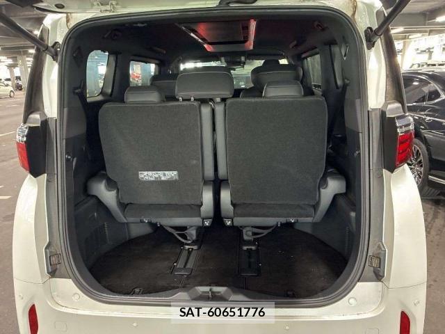 Toyota ALPHARD HYBRID 2023-12 8690937-11