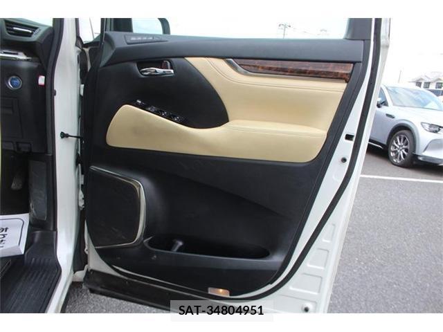 Toyota ALPHARD HYBRID 2018-07 8691627-17