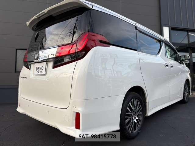 Toyota ALPHARD 2016-10 8690387-8