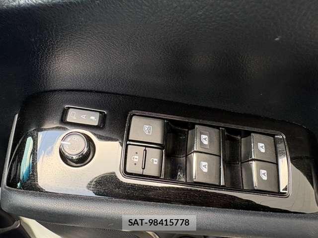 Toyota ALPHARD 2016-10 8690387-9