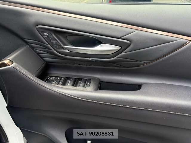 Toyota ALPHARD 2024-03 8690388-11