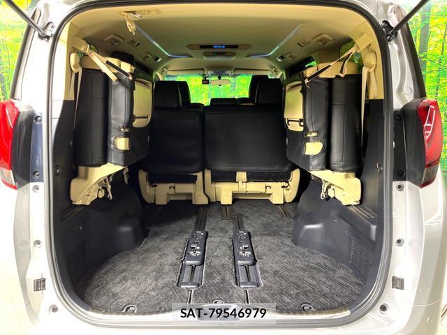 Toyota ALPHARD 2016-06 8690397-10