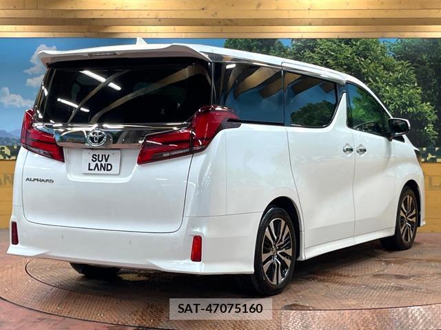 Toyota ALPHARD 2021-08 8690492-18