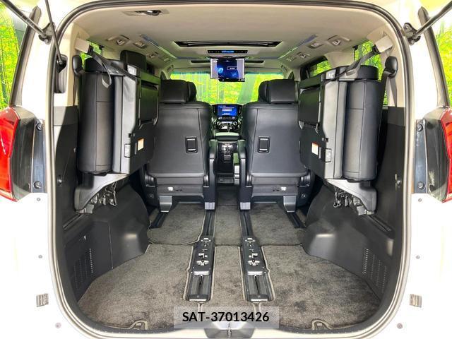 Toyota ALPHARD 2019-09 8691168-17
