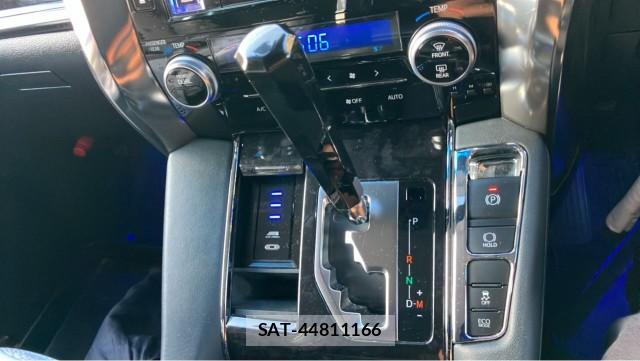 Toyota ALPHARD 2019-03 8691293-14