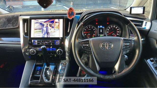 Toyota ALPHARD 2019-03 8691293-16