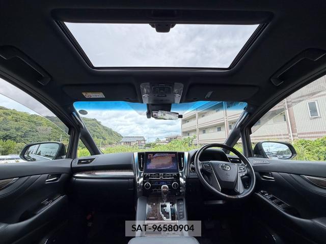 Toyota ALPHARD 2022-06 8652614-1