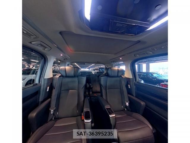 Toyota ALPHARD 2019-06 8691970-4