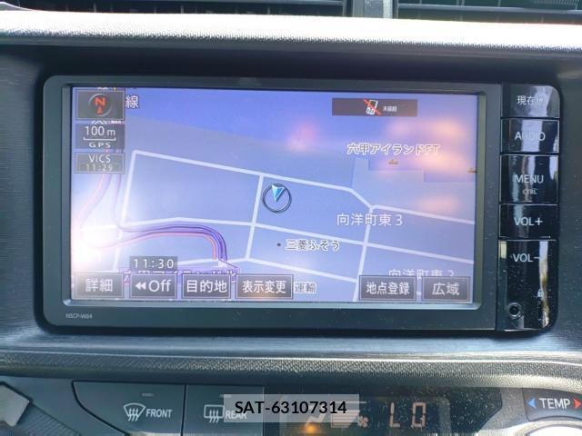 Toyota AQUA 2015-08 8690570-10