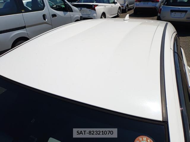 Toyota AQUA 2019-08 8690585-6