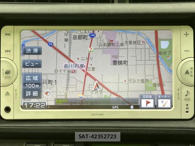 Toyota AQUA 2012-12 8690887-8