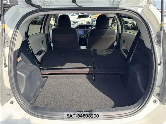 Toyota AQUA 2014-10 8690988-19