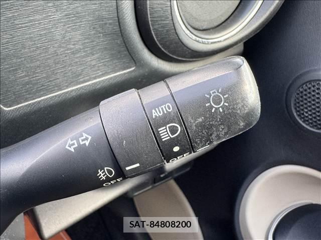 Toyota AQUA 2014-10 8690988-4