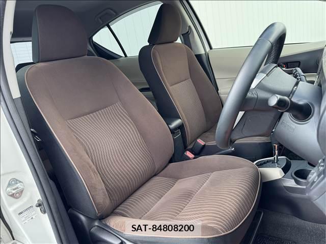 Toyota AQUA 2014-10 8690988-7