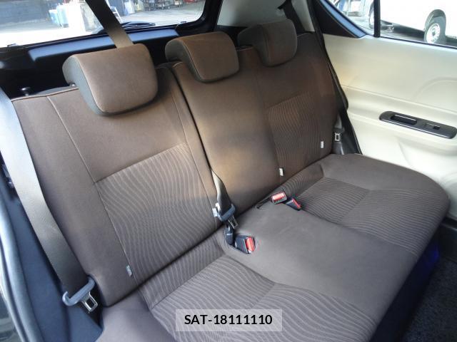 Toyota AQUA 2013-08 8691148-13