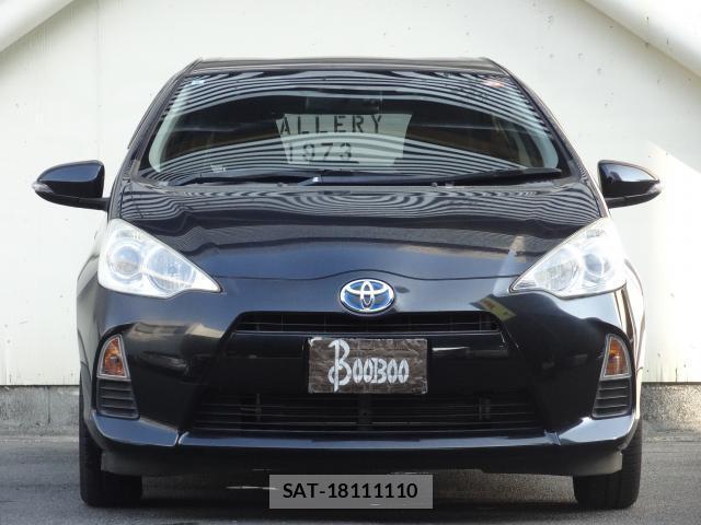 Toyota AQUA 2013-08 8691148-9