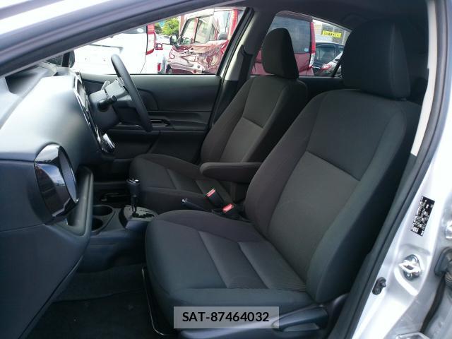 Toyota AQUA 2018-11 8691155-7