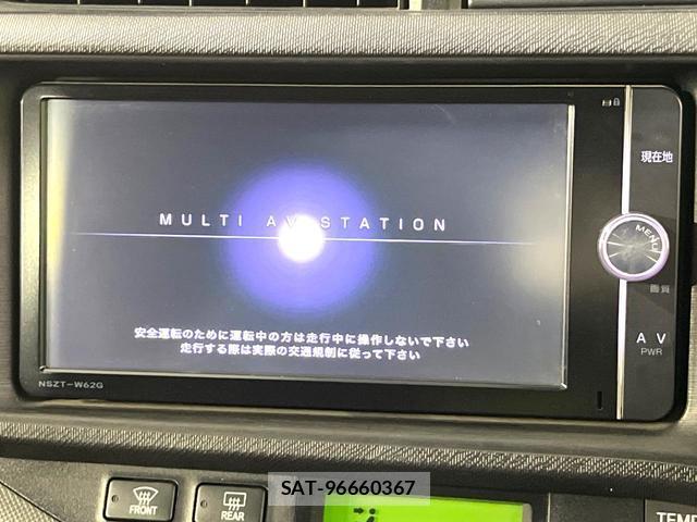 Toyota AQUA 2013-06 8691169-2