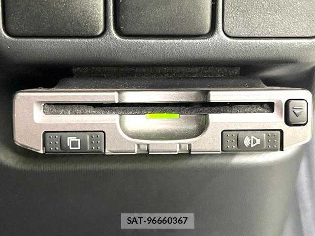 Toyota AQUA 2013-06 8691169-6