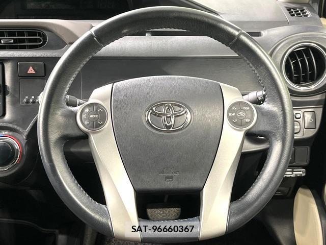 Toyota AQUA 2013-06 8691169-7
