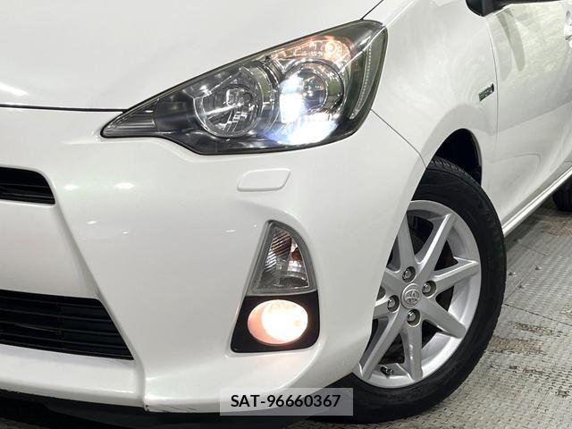 Toyota AQUA 2013-06 8691169-8
