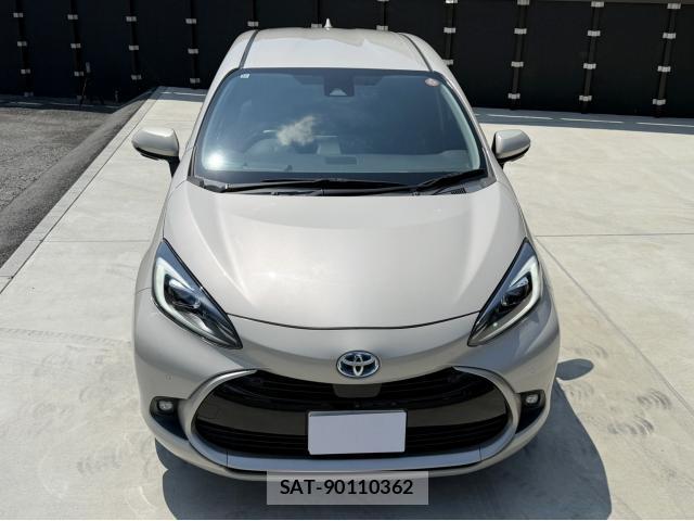 Toyota AQUA 2021-12 8691171-17