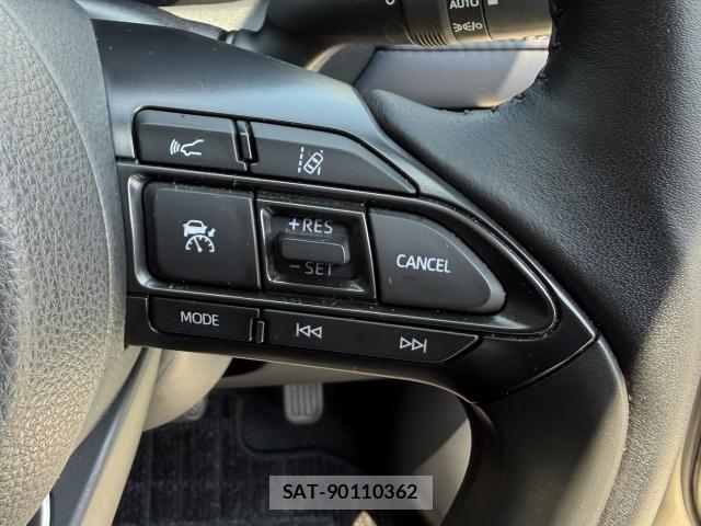 Toyota AQUA 2021-12 8691171-9