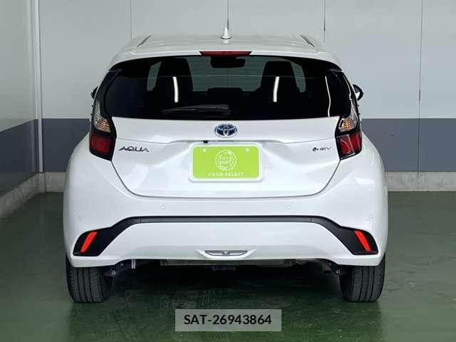 Toyota AQUA 2024-05 8691273-1