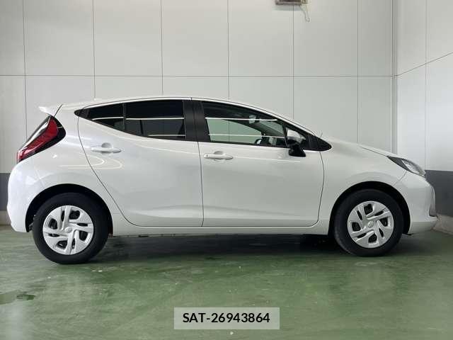 Toyota AQUA 2024-05 8691273-3