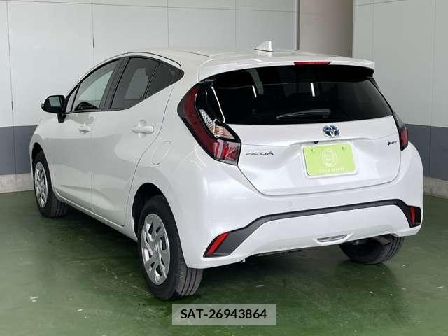 Toyota AQUA 2024-05 8691273-6