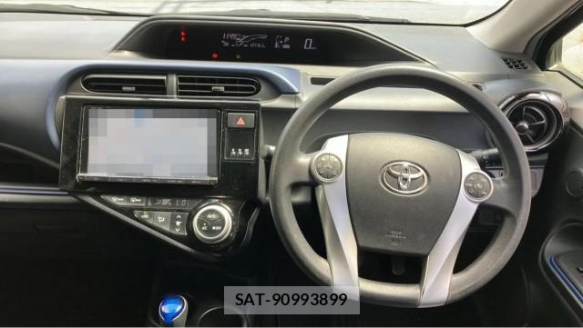 Toyota AQUA 2014-12 8691303-16