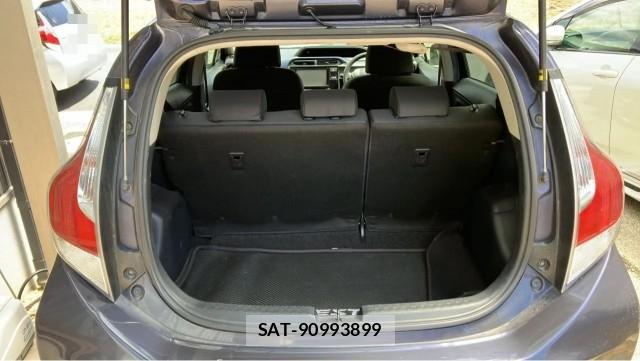 Toyota AQUA 2014-12 8691303-17