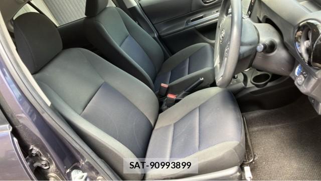 Toyota AQUA 2014-12 8691303-5