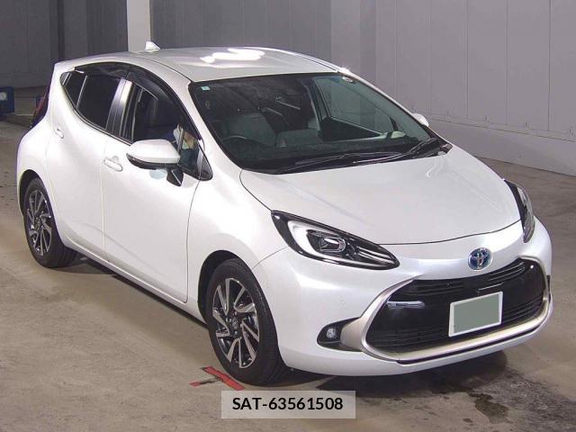 Toyota AQUA 2024-01 8691534-0