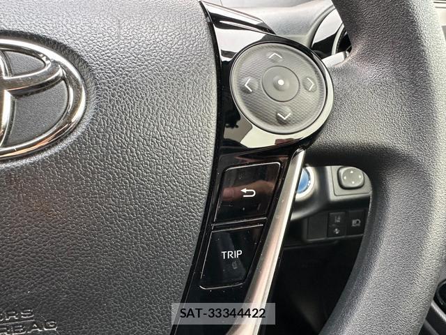 Toyota AQUA 2019-08 8691609-5