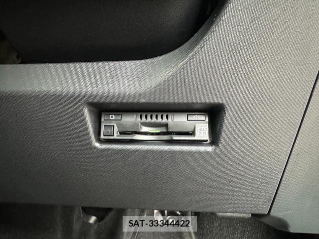 Toyota AQUA 2019-08 8691609-8