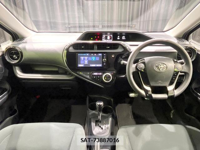 Toyota AQUA 2018-04 8691685-1