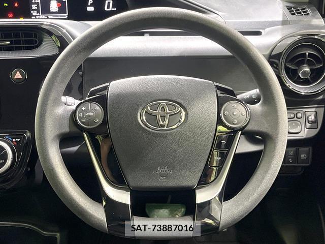 Toyota AQUA 2018-04 8691685-10