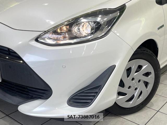 Toyota AQUA 2018-04 8691685-11