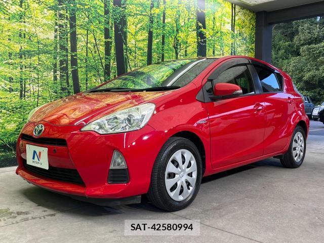 Toyota AQUA 2013-07 8691698-12